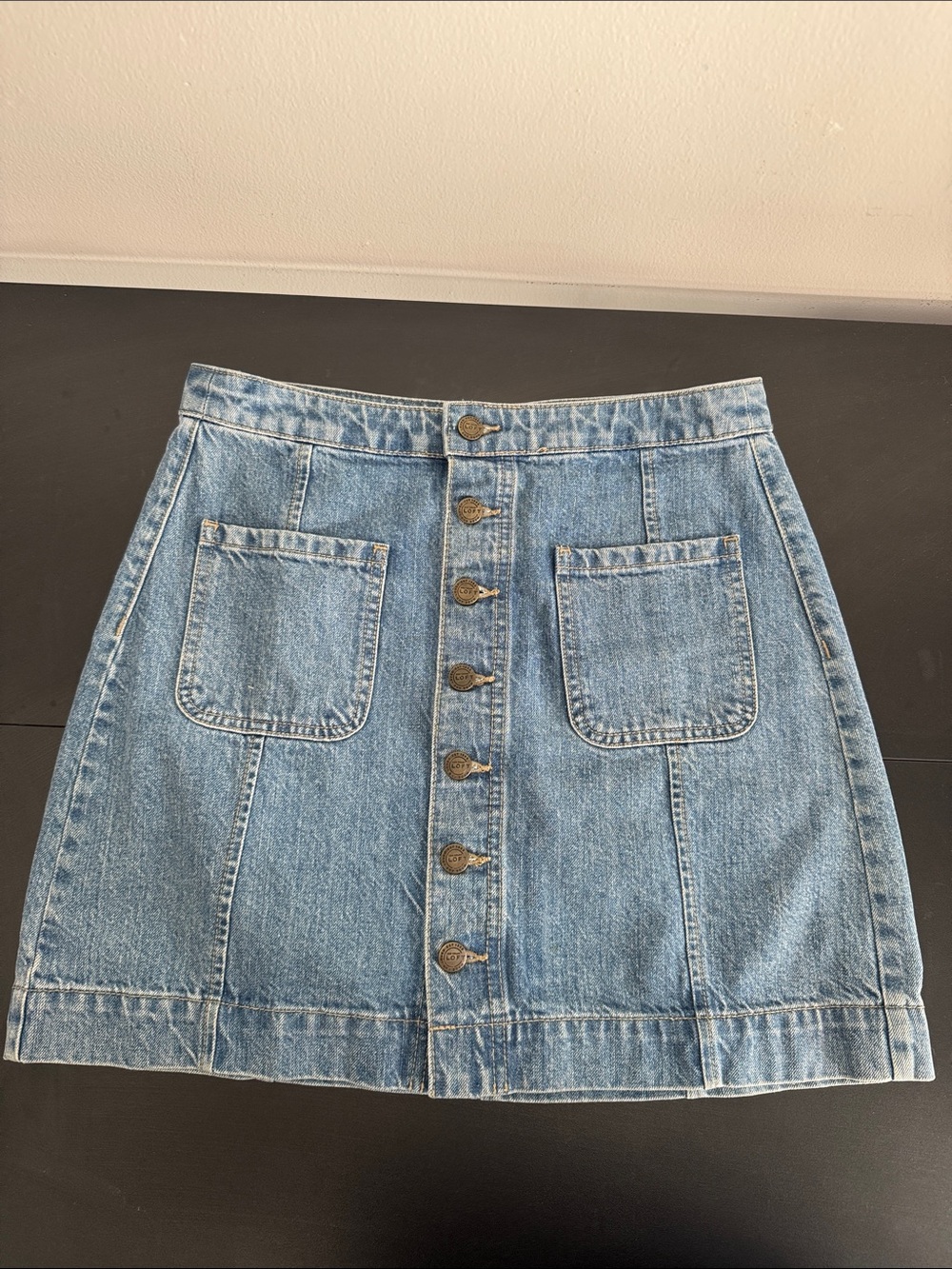LOFT Light Blue Button-Front Denim Mini Skirt Size 27/4/small